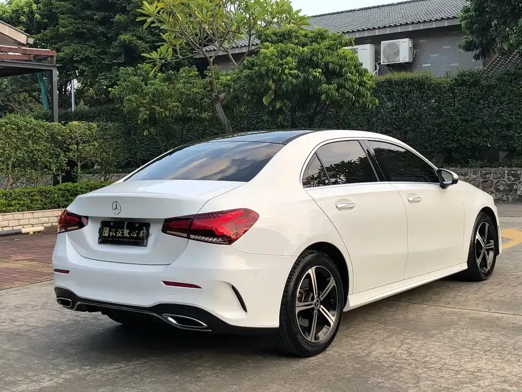 Mercedes-Benz A-Class 2023 из CN, фото 8