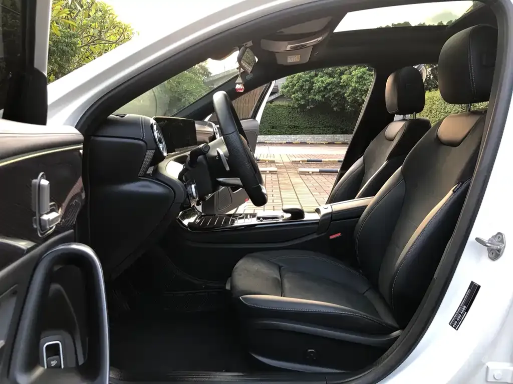 Mercedes-Benz A-Class 2023 из CN, фото 9