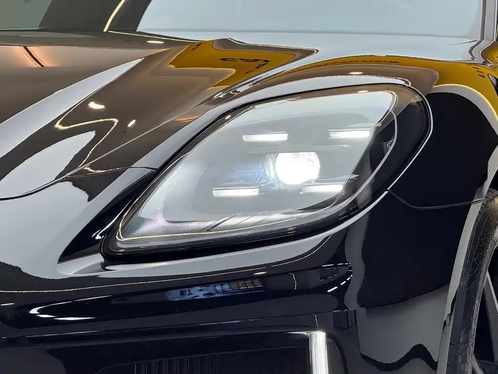 Porsche Panamera 2024 из CN, фото 9