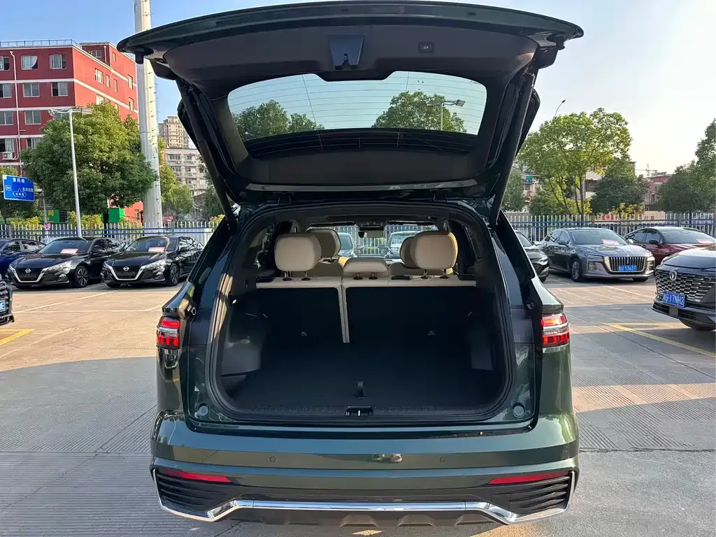 Geely Xingyue L 2025 из CN, фото 9