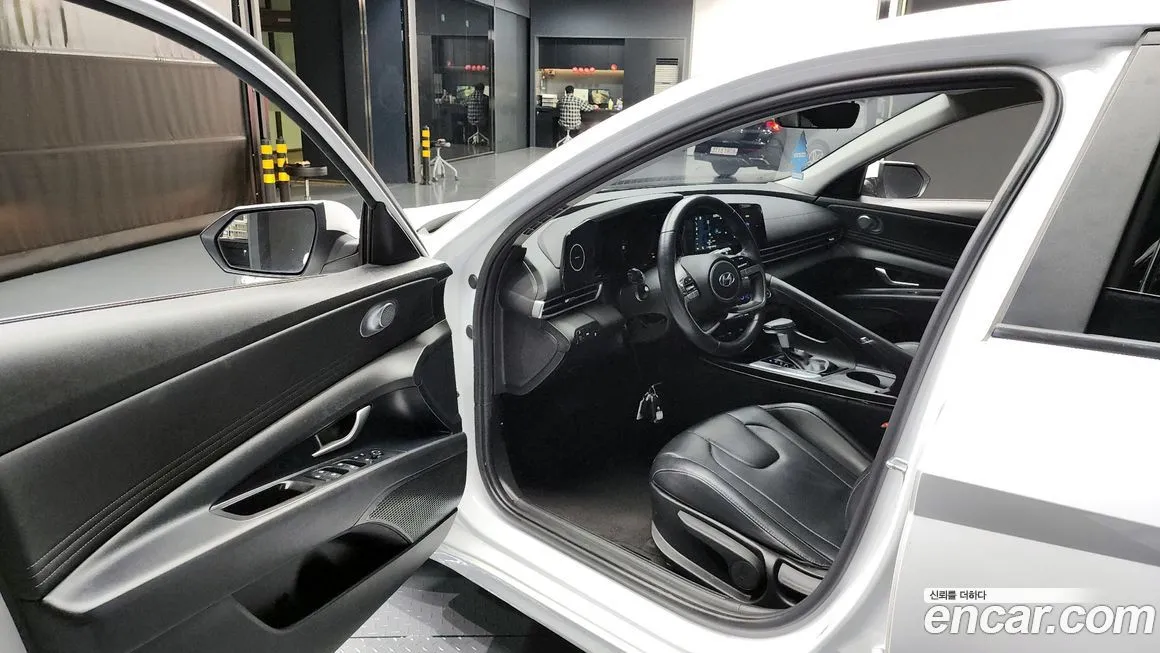 Hyundai AVANTE 2022 из KR, фото 10