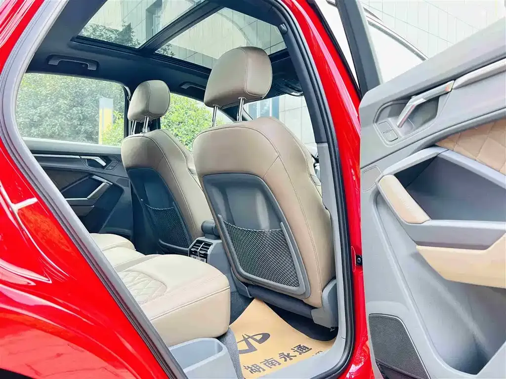 Audi Q3 2023 из CN, фото 9