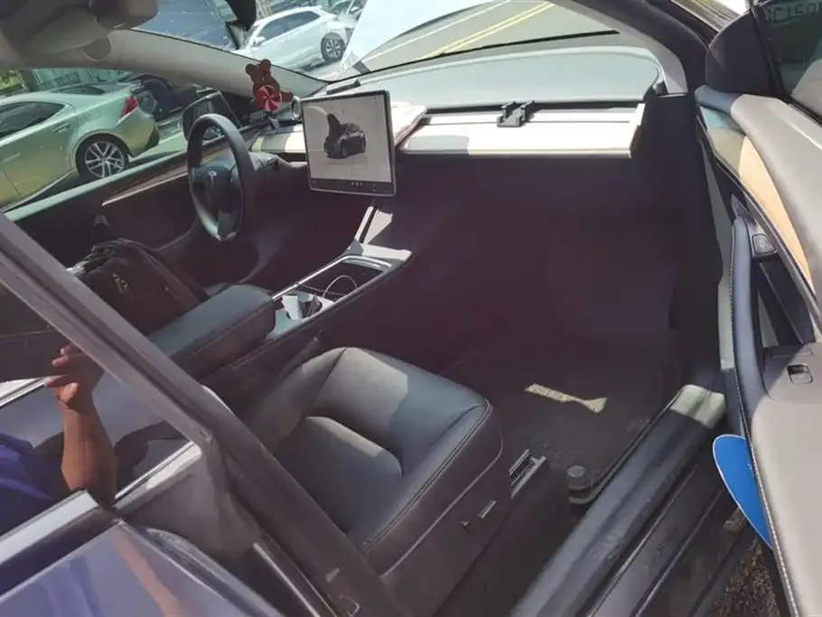 Tesla Model Y 2022 из CN, фото 8