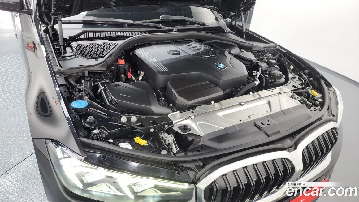 BMW 3-Series 2023 из KR, фото 6