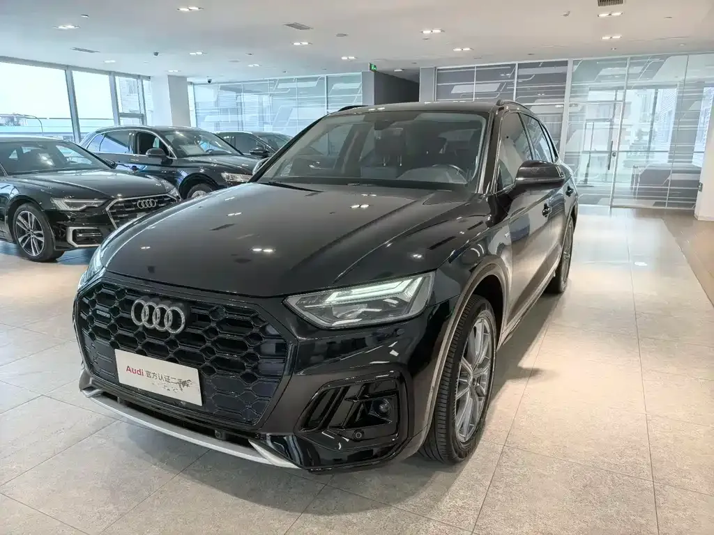 Audi Q5L 2022 из CN, фото 1