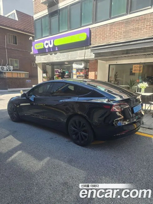 Tesla Model 3 2021 из KR, фото 2