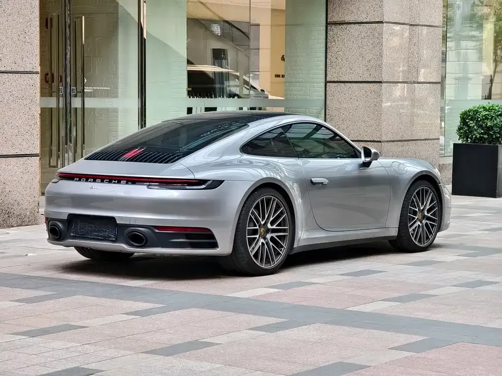 Porsche 911 2023 из CN, фото 4