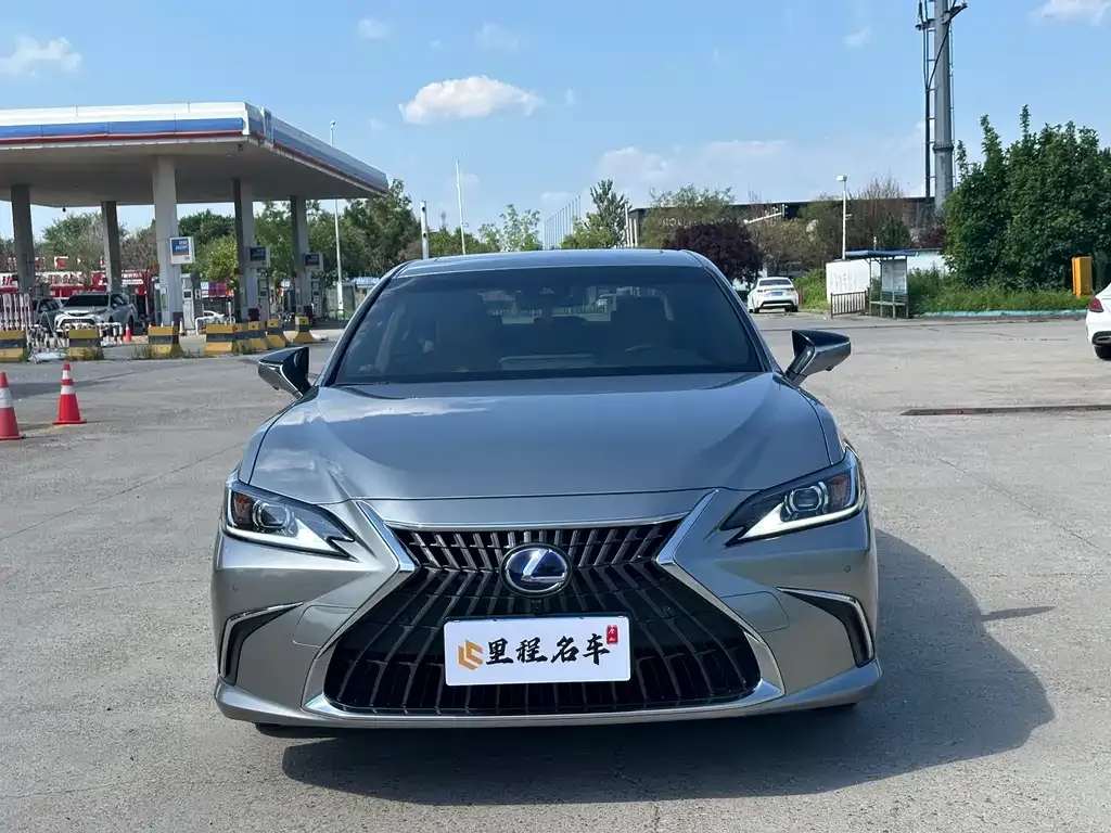Lexus ES 2022 из CN, фото 2