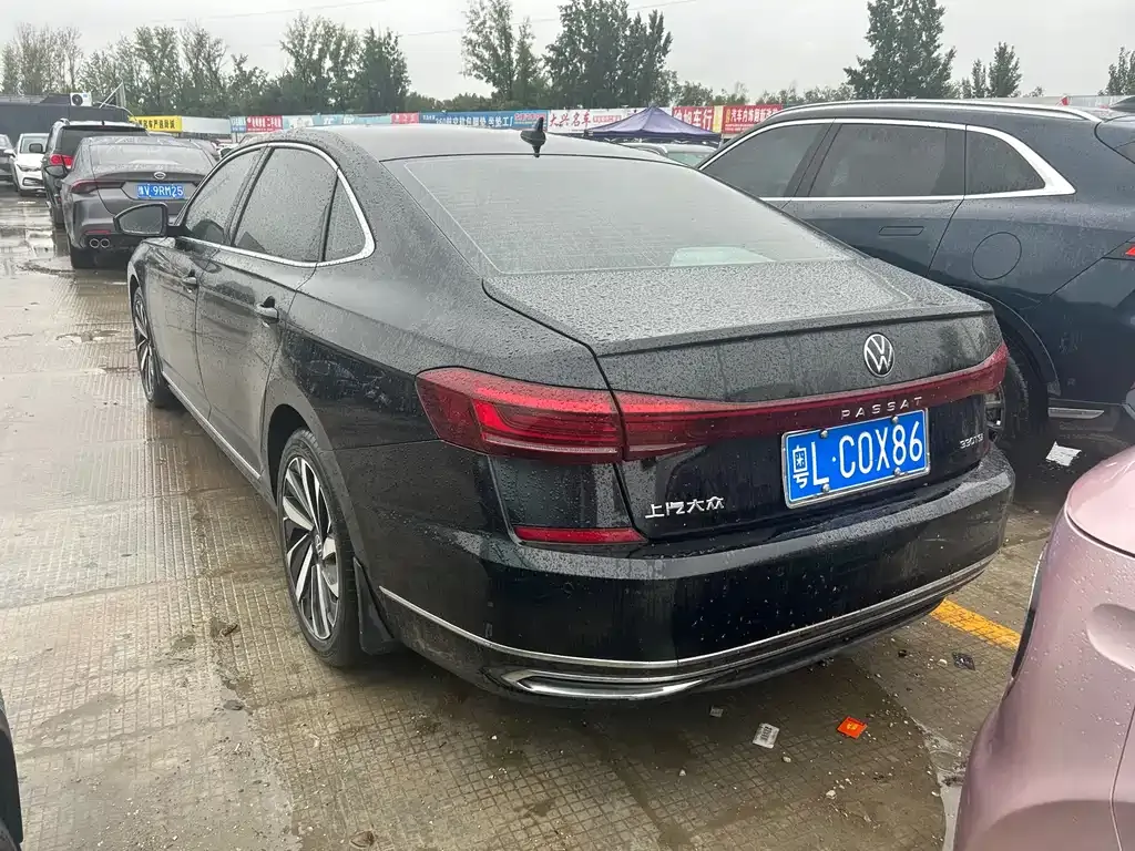 Volkswagen Passat 2022 из CN, фото 2