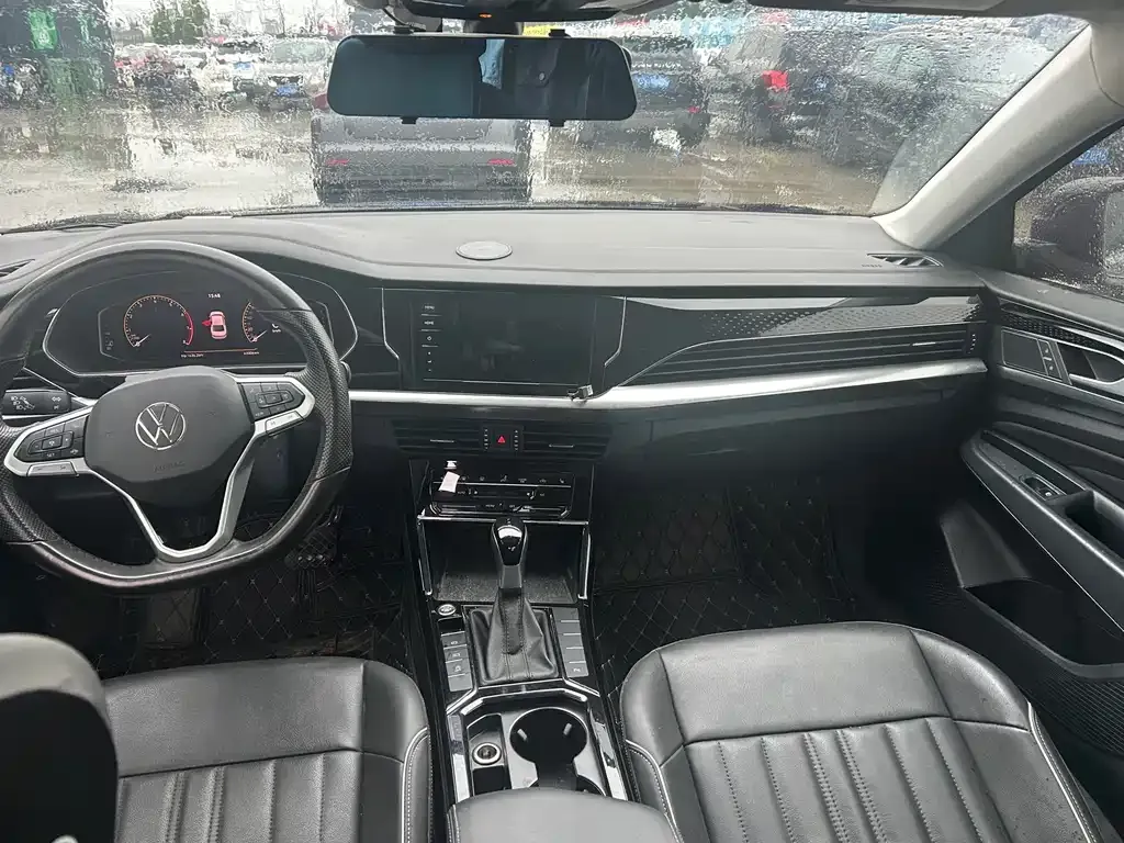Volkswagen Passat 2022 из CN, фото 5
