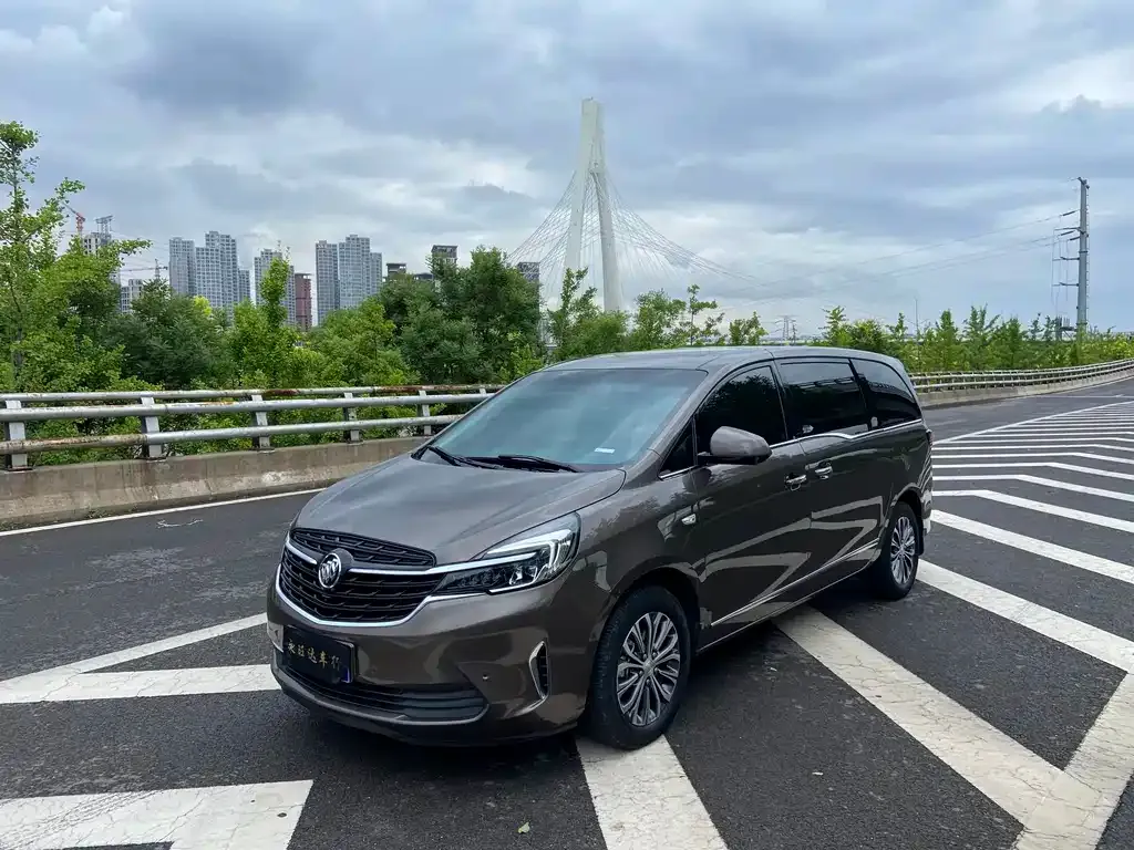 Buick GL8 2022 из CN, фото 1