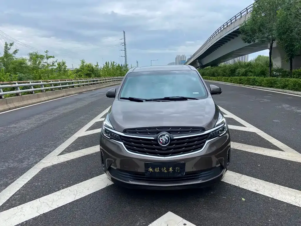 Buick GL8 2022 из CN, фото 2
