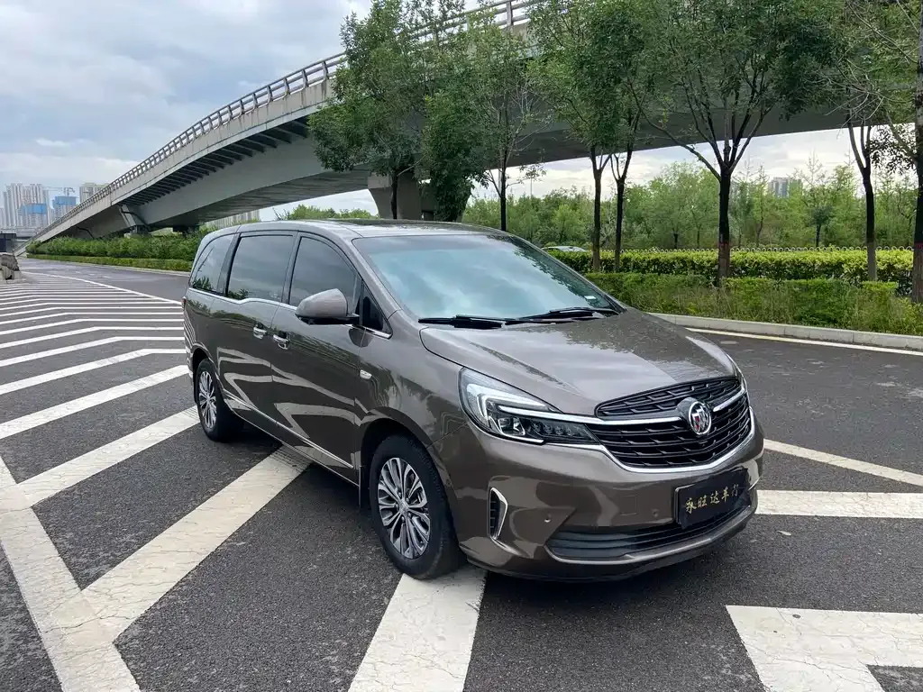 Buick GL8 2022 из CN, фото 3