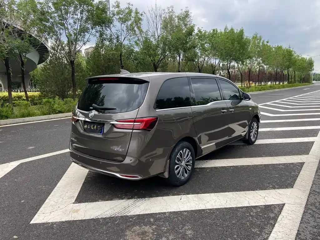 Buick GL8 2022 из CN, фото 6