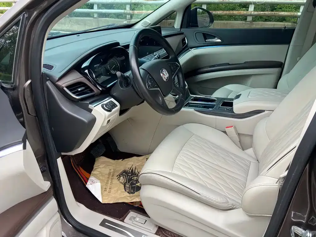 Buick GL8 2022 из CN, фото 7
