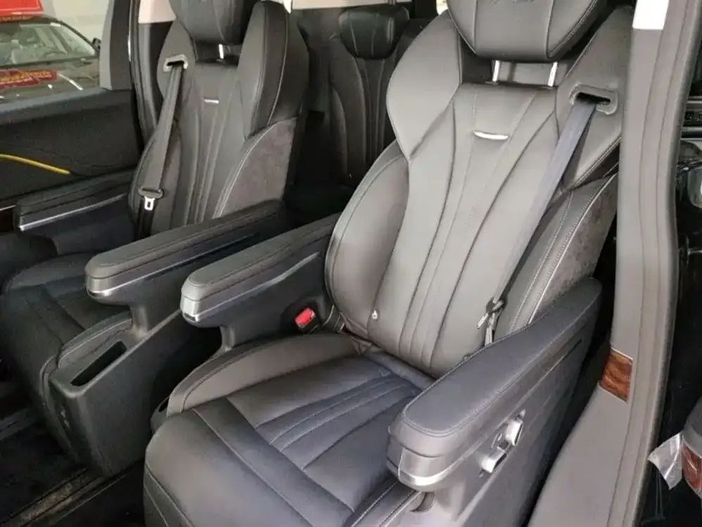 Hongqi HQ9 2023 из CN, фото 10