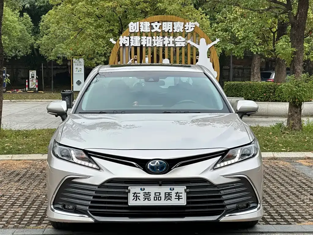 Toyota Camry 2021 из CN, фото 2
