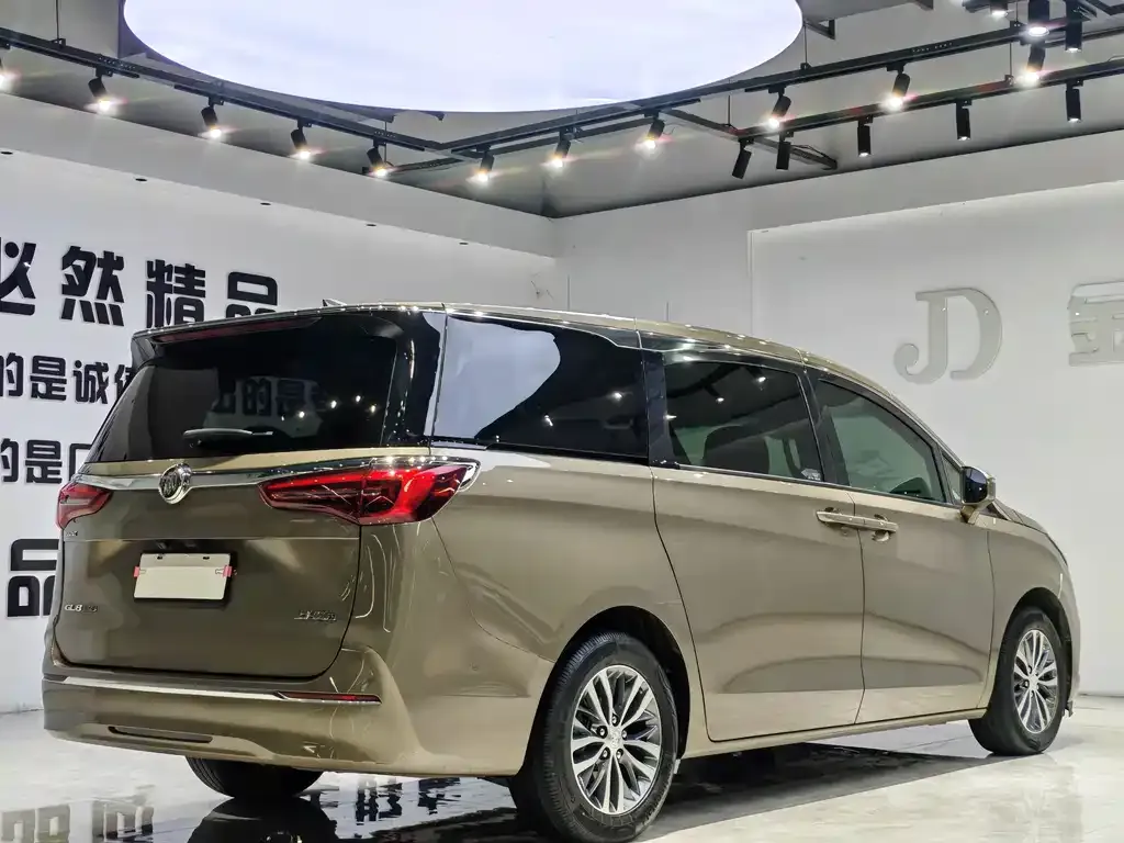 Buick GL8 2021 из CN, фото 4