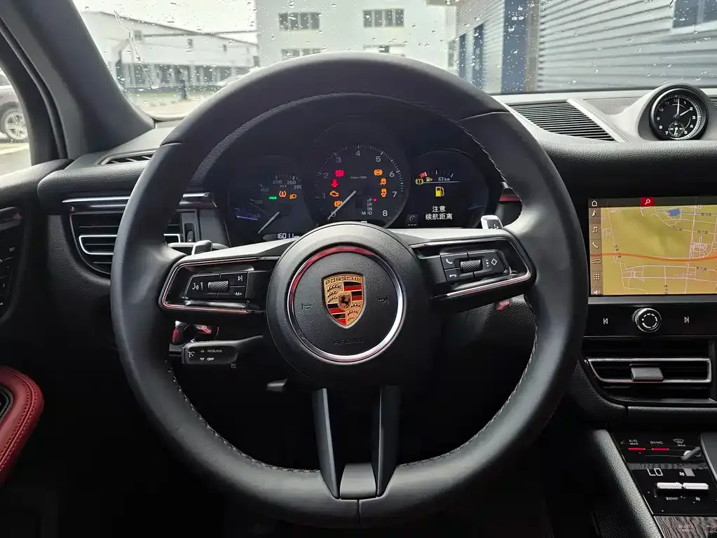 Porsche Macan 2024 из CN, фото 9