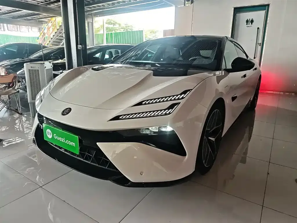 Lotus Emeya 2024 из CN, фото 1