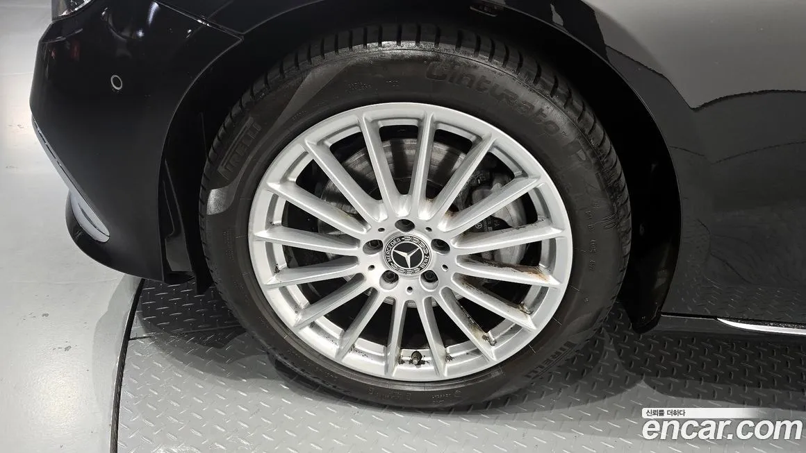 Mercedes-Benz E-Class 2022 из KR, фото 5
