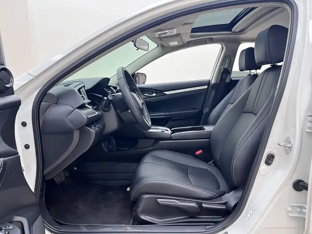 Honda Civic 2021 из CN, фото 10