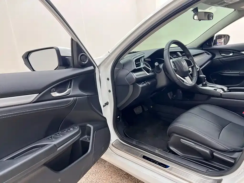 Honda Civic 2021 из CN, фото 5