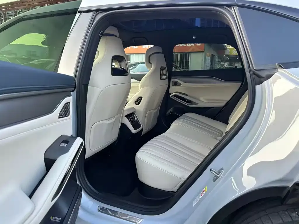 BYD L EV 2024 из CN, фото 10