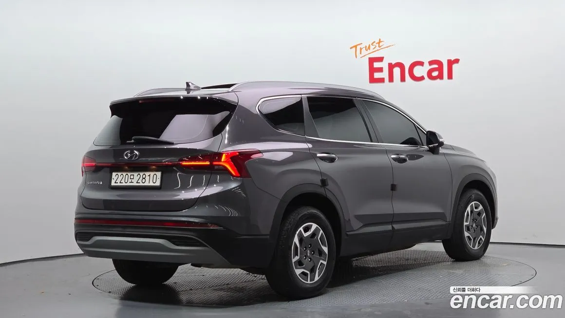 Hyundai Santafe 2023 из KR, фото 2