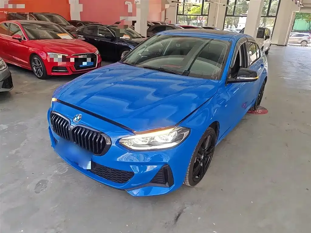 BMW 1 Series 2021 из CN, фото 1