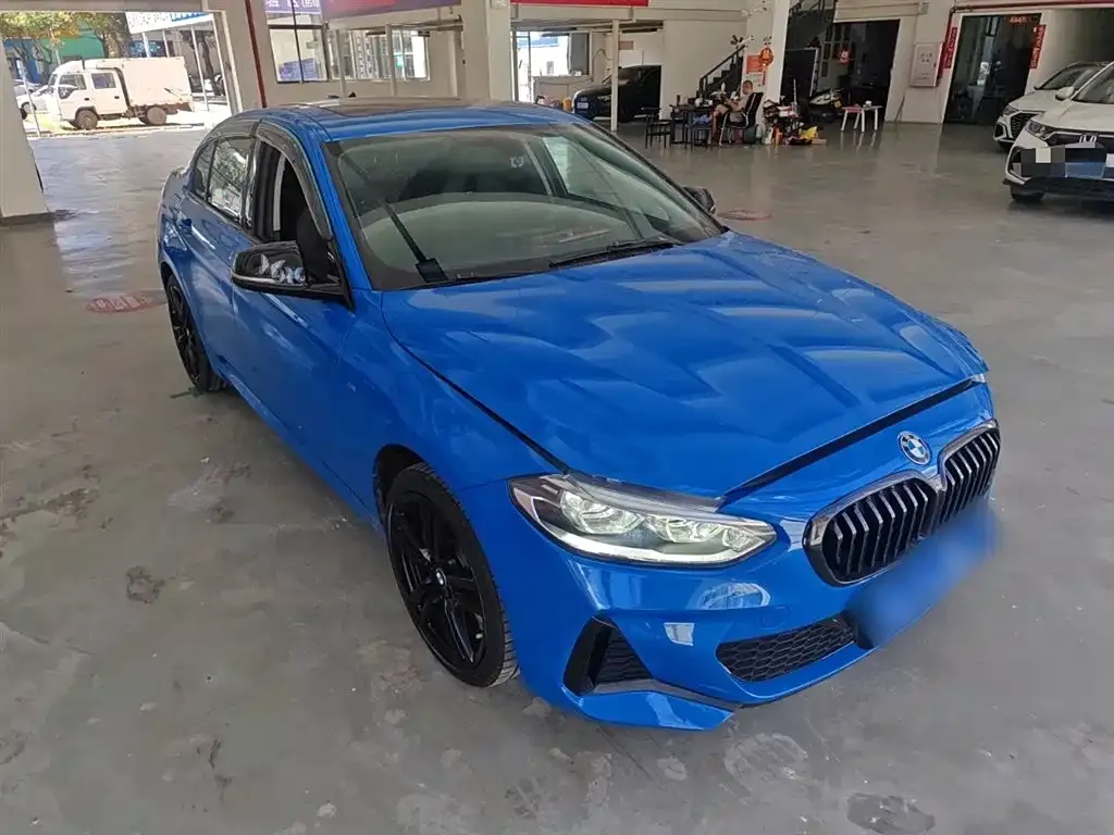BMW 1 Series 2021 из CN, фото 4