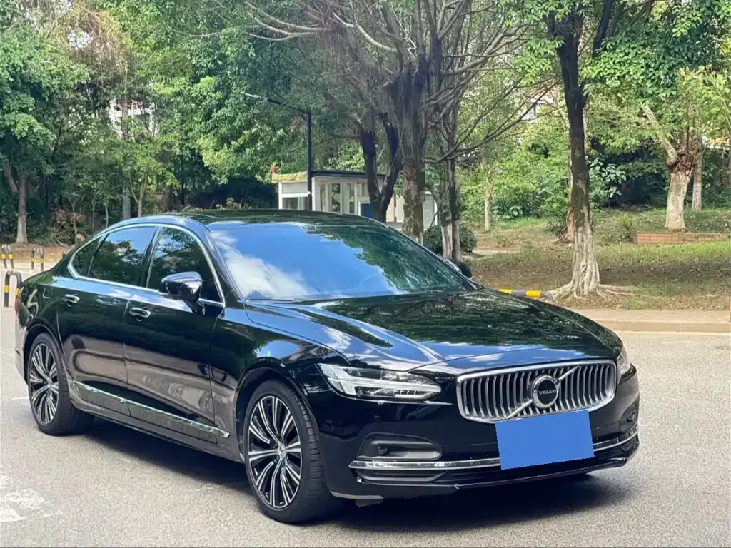 Volvo S90 2022 из CN, фото 3