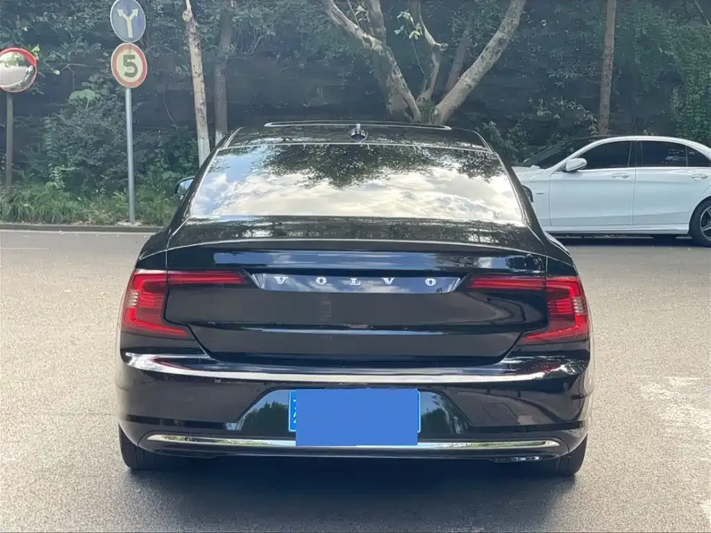Volvo S90 2022 из CN, фото 5