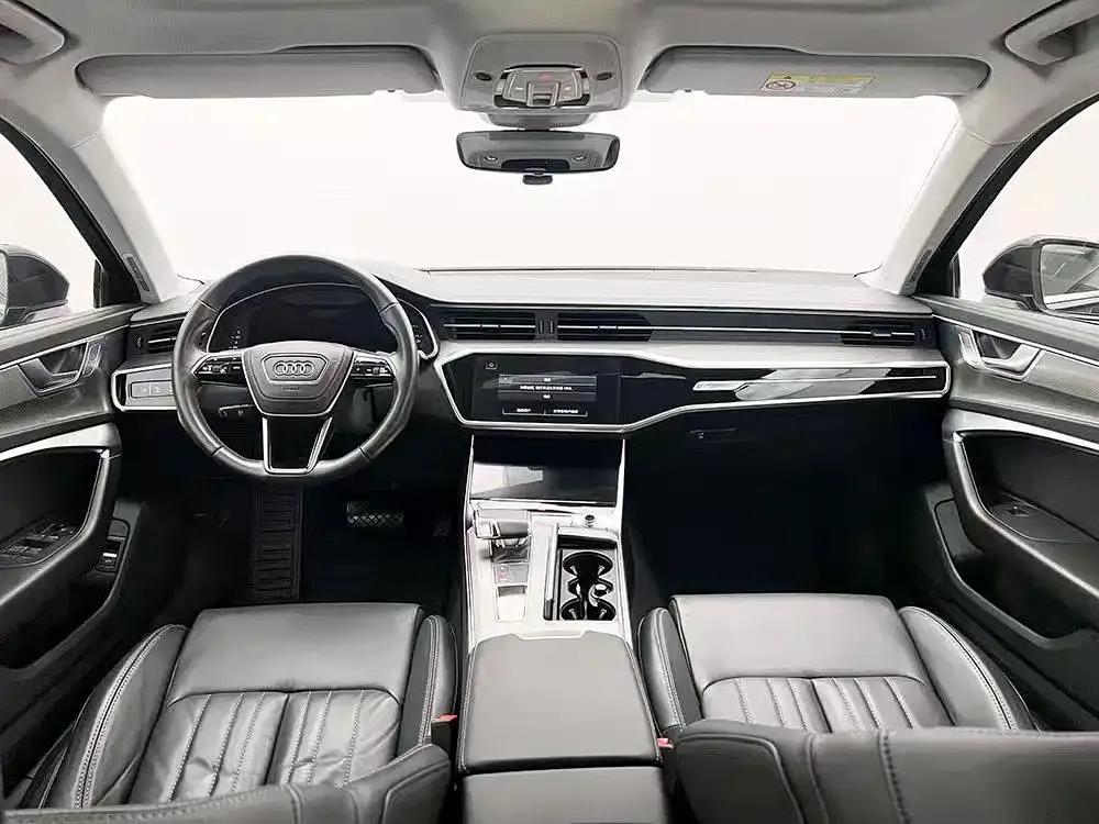 Audi A6L 2023 из CN, фото 5