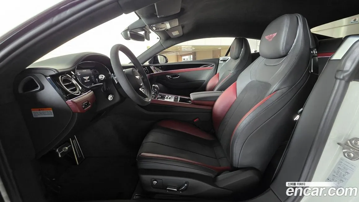 Bentley Continental 2023 из KR, фото 6