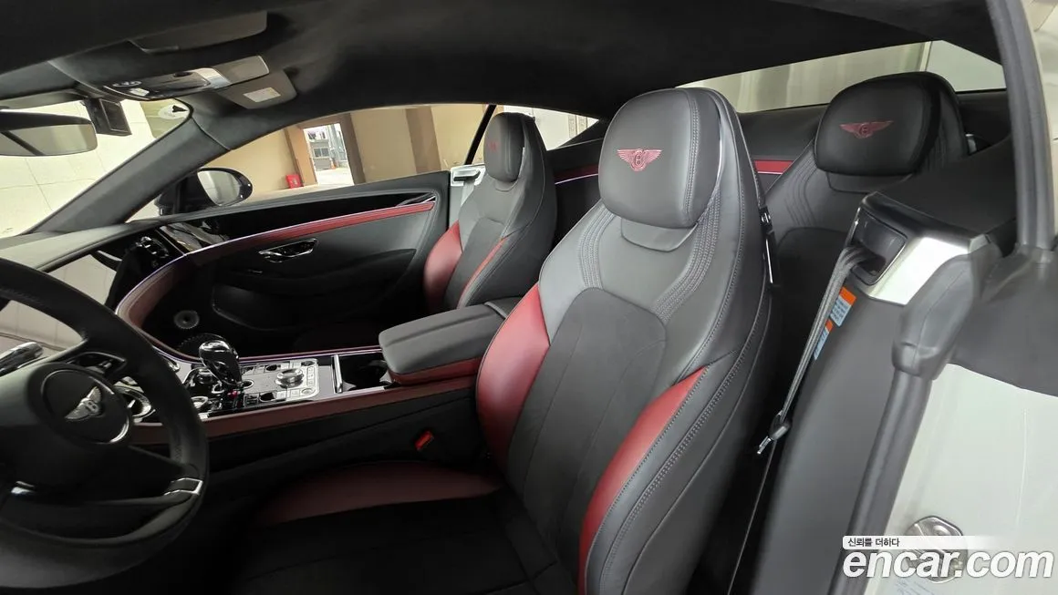 Bentley Continental 2023 из KR, фото 7