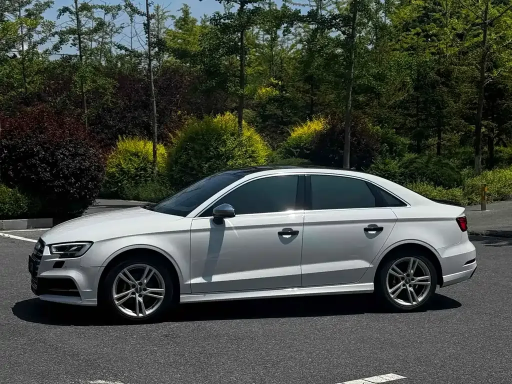 Audi A3 2021 из CN, фото 4