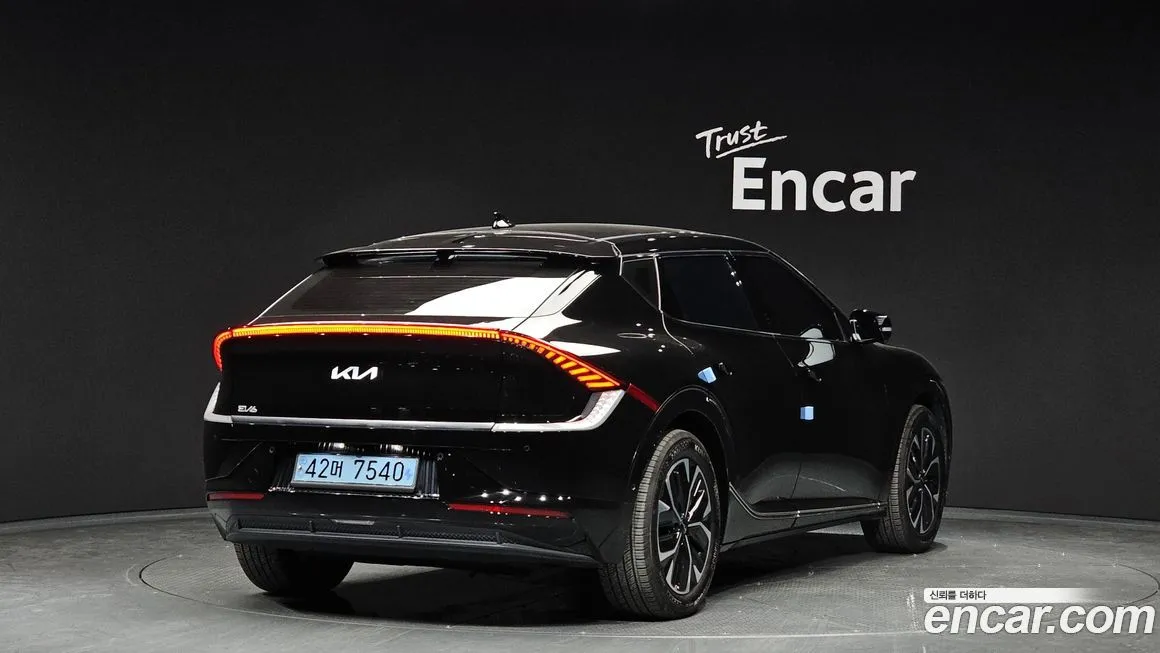 Kia EV6 — фото 2