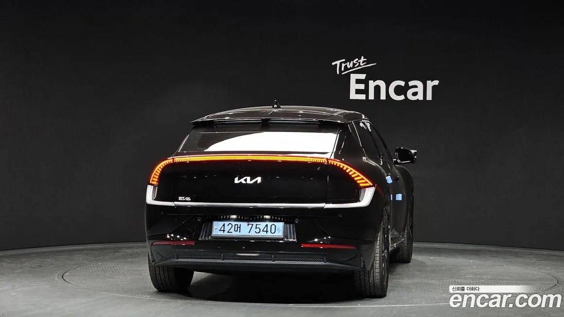 Kia EV6 — фото 4