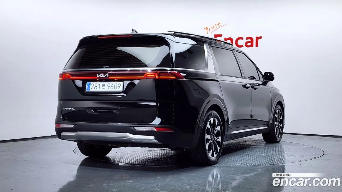 Kia Carnival 2023 из KR, фото 2