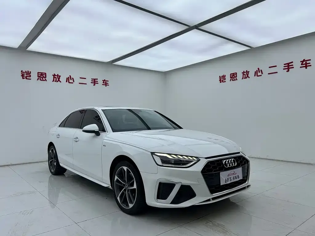 Audi A4L 2022 из CN, фото 3
