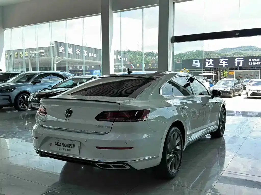 Volkswagen CC 2023 из CN, фото 4
