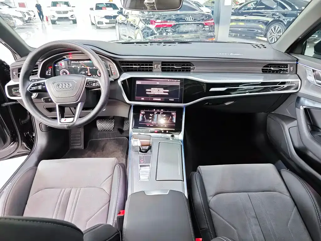 Audi A6L 2024 из CN, фото 5