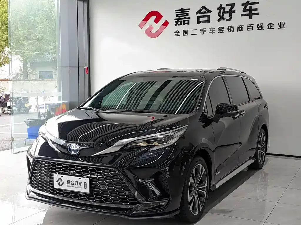 Toyota Granvia 2024 из CN, фото 1