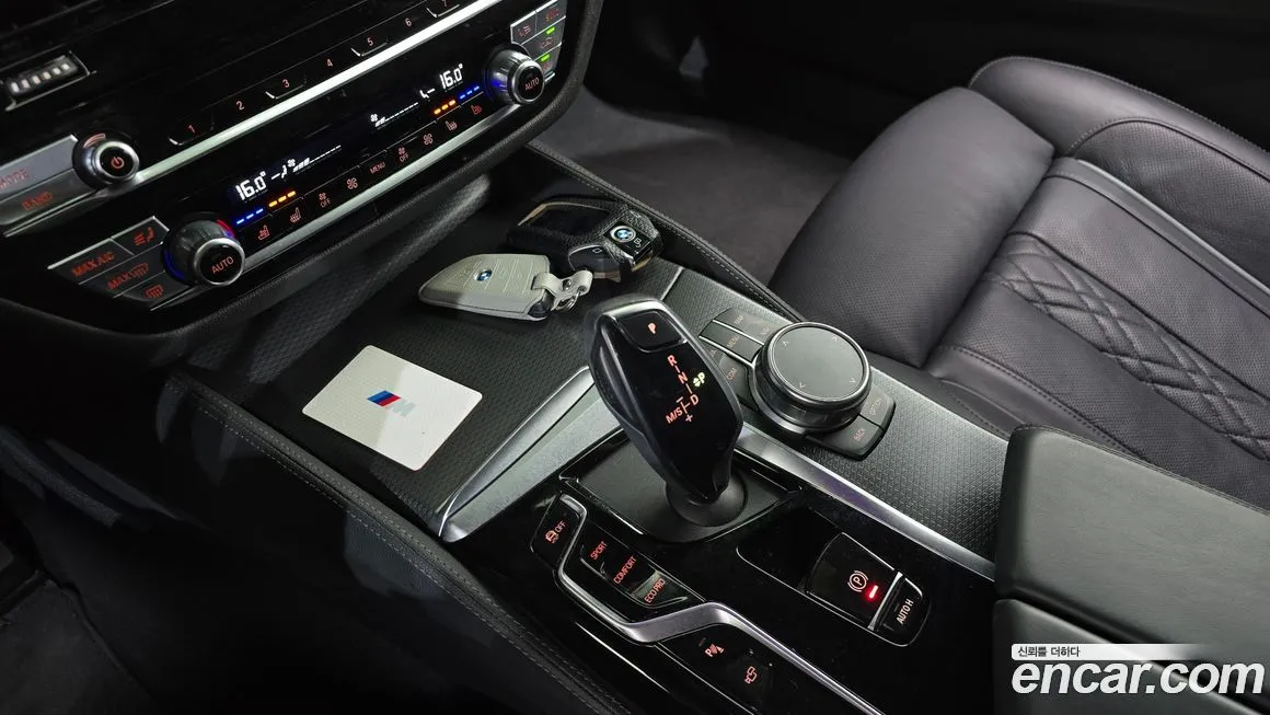 BMW 5-Series 2023 из KR, фото 9