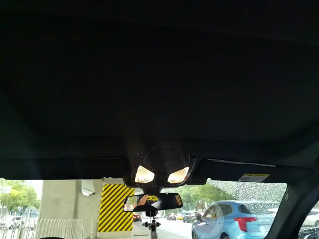 BMW 5 Series New Energy 2022 из CN, фото 9