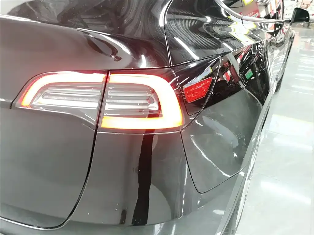 Tesla Model Y 2021 из CN, фото 8