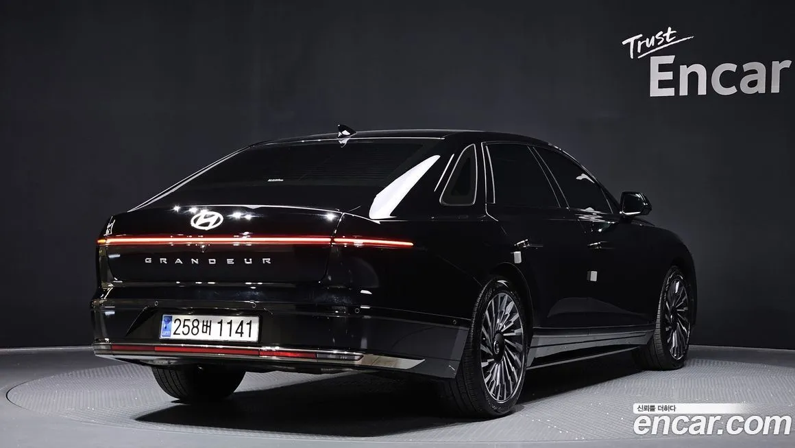 Hyundai Grandeur 2023 из KR, фото 2