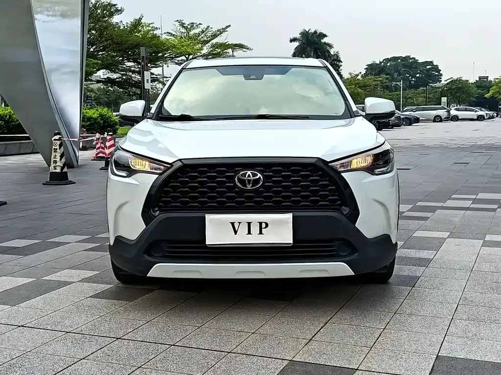 Toyota Corolla Cross 2022 из CN, фото 2