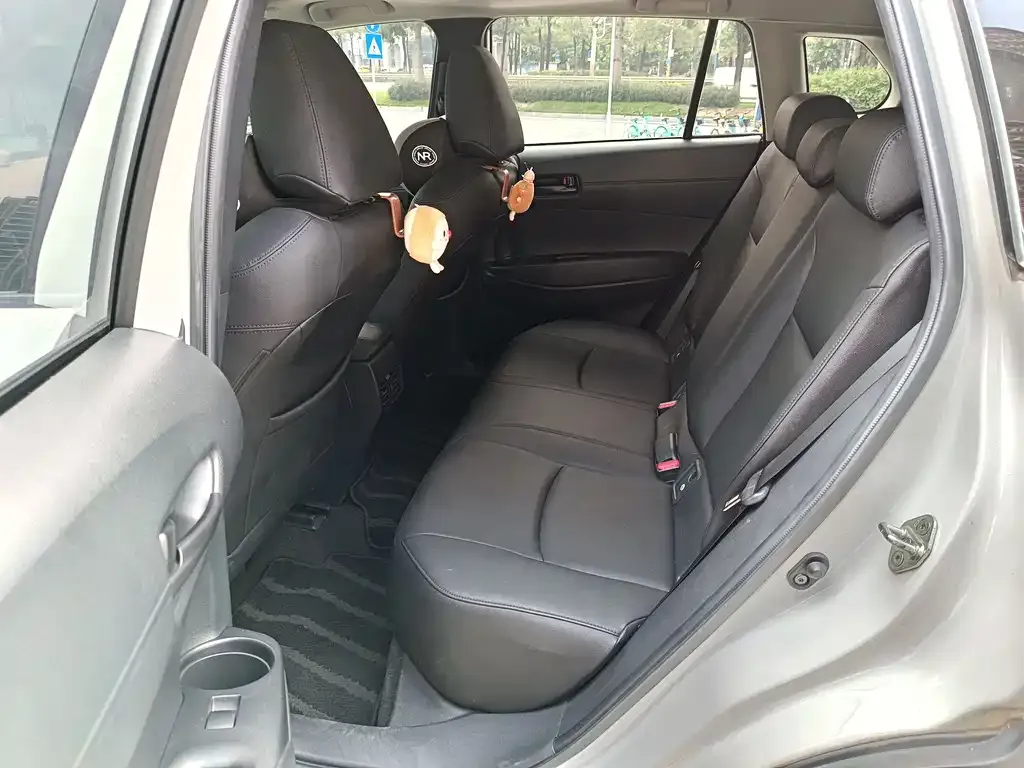 Toyota Corolla Cross 2022 из CN, фото 6